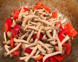 A picture of step 5 of Hawkers Inspired Curry.