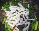 รูปขั้นตอนการทำที่ 2 ของ กวางตุ้งดอกผัดอกไก่