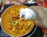 A picture of step 3 of Kaddu  Sabji.