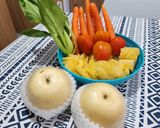 Foto langkah ke 1 dari resep Healthy Slow Juicer : Mix Pear Nanas Pokcoy Wortel Tomat.
