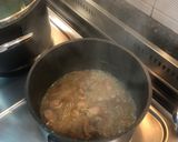 A picture of step 2 of Gizzards and potato stew.