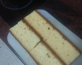 Foto del paso 1 de la receta: Torrijas de bizcocho de limón con piña y mermelada