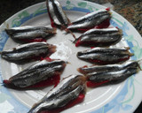 Foto del paso 2 de la receta: Boquerones rellenos de pimientos de piquillo