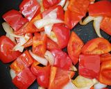 Foto del paso 1 de la receta: Coliflor en salsa de pimiento 🍲🧡(apta para keto)