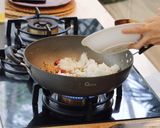 A picture of step 4 of Solaria-Style Fried Rice.