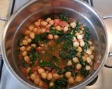 Foto del paso 5 de la receta: Garbanzos con acelgas