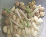 Gambar langkah 4 resipi Kuah Bakso.