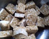 Foto langkah ke 2 dari resep Tumis tempe cabe cabean.