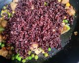 A picture of step 5 of Fried Black Rice.