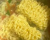 A picture of step 2 of Vegetables Cheese Instant Noodles 🍜.