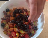 Foto del paso 2 de la receta: Ensalada de garbanzos, tomate y anchoas