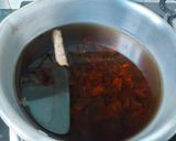 A picture of step 1 of Cinnamon Lemon Ginger Tea.