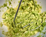 Foto del paso 5 de la receta: Arepa colombiana con aguacate y bonito
