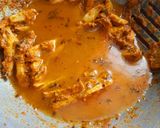 A picture of step 5 of Arbi ki sabji.