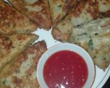 A picture of step 12 of Potato Pie Filled with Grilled Chicken Tikka and cheese.