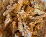A picture of step 3 of Kaju Turiyanu shakCashew nuts and ridge gourd curry.