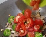 A picture of step 5 of Methi Malai matar.