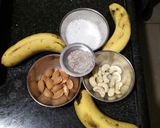 बनाना मिल्क शेक (banana milkshake recipe in marathi) रेसिपी स्टेप 1 फोटो