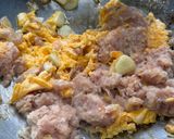 Foto langkah ke 2 dari resep Cah Sawi Daging Telur.