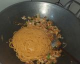 Foto langkah ke 5 dari resep Mie goreng dari mie lidi.
