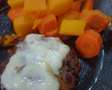 Foto del paso 8 de la receta: Hamburguesas de carne caseras- papas rústicas y verdus al vapor