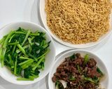 Hình bước làm 4 của món Mì xào bò
