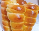 Hình bước làm 7 của món Bánh mì xoắn ốc với khuôn tự làm