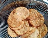 ચીલી ફ્લેક્સ પૂરી(chilli flaex puri in Gujarati) રેસીપી સ્ટેપ13ફોટો