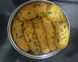 A picture of step 4 of Ghav bajra na muthia.