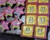Foto langkah ke 4 dari resep Bolu Karakter Spongebob & Patrick.