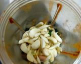 A picture of step 1 of Undhiyu.