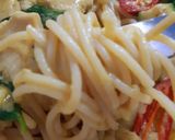 รูปขั้นตอนการทำที่ 4 ของ "สปาเกตตีแกงเขียวหวานไก่" 🍝 Spaghetti with Chicken Green Curry
