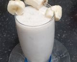 A picture of step 3 of Easy Korean banana milk.