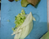 Foto langkah ke 2 dari resep Sambel Goreng Basah (Kentang, Wortel, Teri).