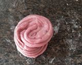 A picture of step 9 of Beetroot kathi roll.