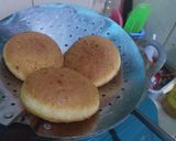 Foto langkah ke 4 dari resep Donat Pizza.