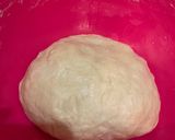 A picture of step 2 of Stuffed crust chicken fajita pizza🍕🧀.