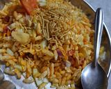 A picture of step 5 of Bombay street bhel.