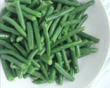 A picture of step 2 of Beef, Pork Sausages with Green Beans 😍🐂🐖🥗🌶.