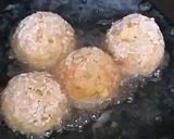 Foto langkah ke 4 dari resep Cheesy Rice Ball.