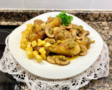Foto del paso 9 de la receta: Muslitos de pollo con champiñones
