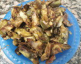 Foto del paso 2 de la receta: Ous trencats amb carxofes, xampinyons i espàrrecs de marge