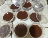 Foto langkah ke 2 dari resep Puding Cokelat vla vanilla.