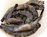 Foto langkah ke 1 dari resep 💢Simple Udang Bumbu Kecap 💢.