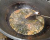 Foto langkah ke 7 dari resep Sayur daun singkong+ikan teri alaKu.