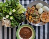 รูปขั้นตอนการทำที่ 5 ของ น้ำพริกตาแดงมะแขว่นปลาย่าง🌶️🧄ทานกับชะอมไข่ 🥚ไข่ต้ม และหมูยอเซเว่น😅