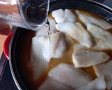 Foto del paso 5 de la receta: 244. Merluza con patatas al moscatel