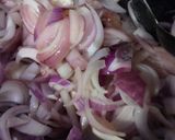 A picture of step 2 of Chicken creamy butter masala.