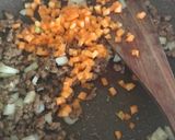 Foto langkah ke 3 dari resep Bolognese Baked Butter Rice.