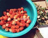 Hình bước làm 1 của món Mứt Dâu Tây 🍓🍶